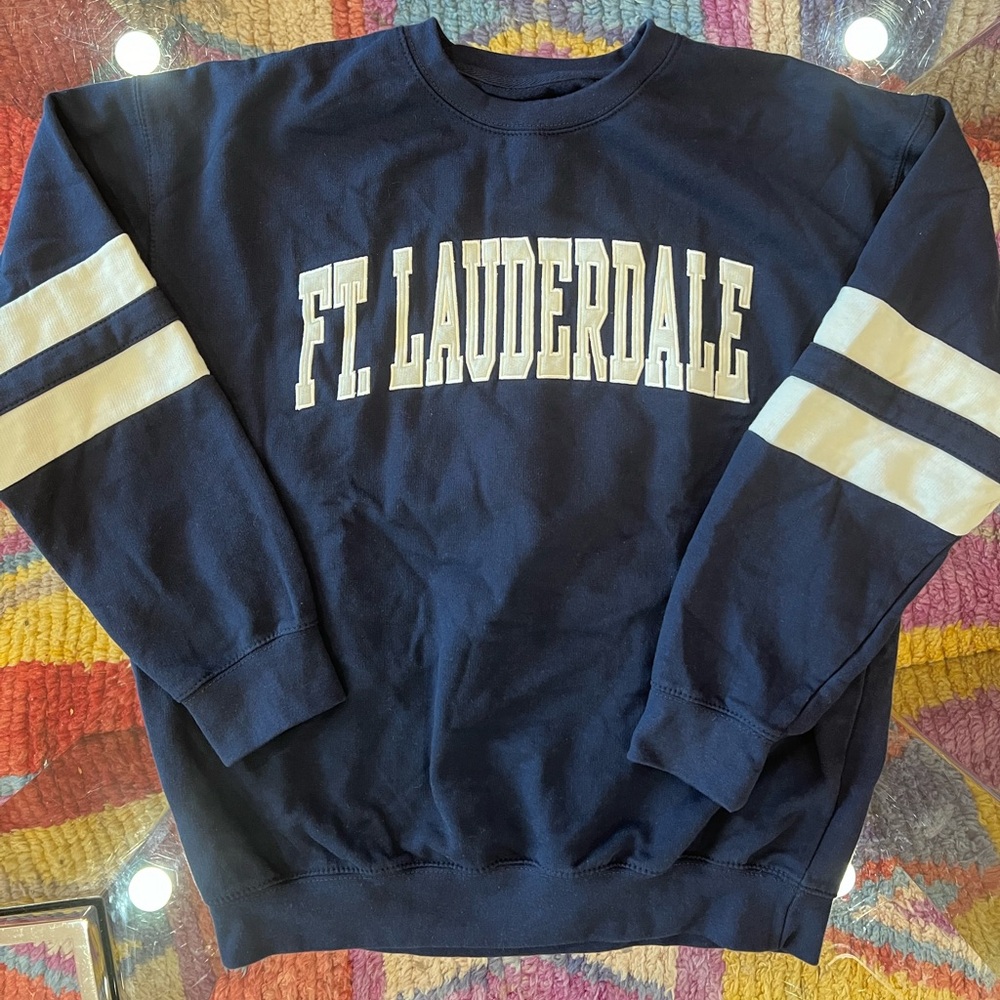 Ft. Lauderdale Embroidered Sweatshirt Size L